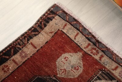 3x6 Red Black Turkish Rug, 3x6 Oushak Area Rug, 3x6 Vintage Rug, Low Pile Rug, Kitchen Rug, 3x6 Bedroom Rug, Home Decor, Geometric Wool Rug - Görsel 8