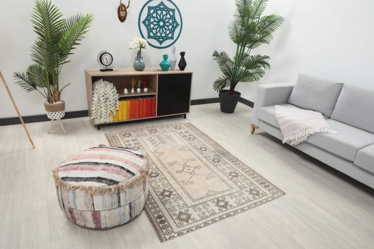 4x6 Beige BrownTurkish Rug, 4x6 Handwoven Rug, 4x6 Oushak Area Rug, Handmade Rug, Living Room Rug, Vintage Rug, Kitchen Wool Rug, Faded Rug - Görsel 3