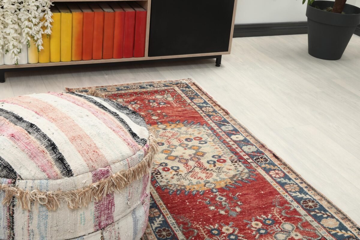 2x5 Red Turkish Area Rug, 2x5 Handwoven Doormat Rug, 2x5 Oushak Wool Rug, Small Wool Soft Rug, Vintage Rug, Small Handmade Rug, Neutral Rug - Görsel 7
