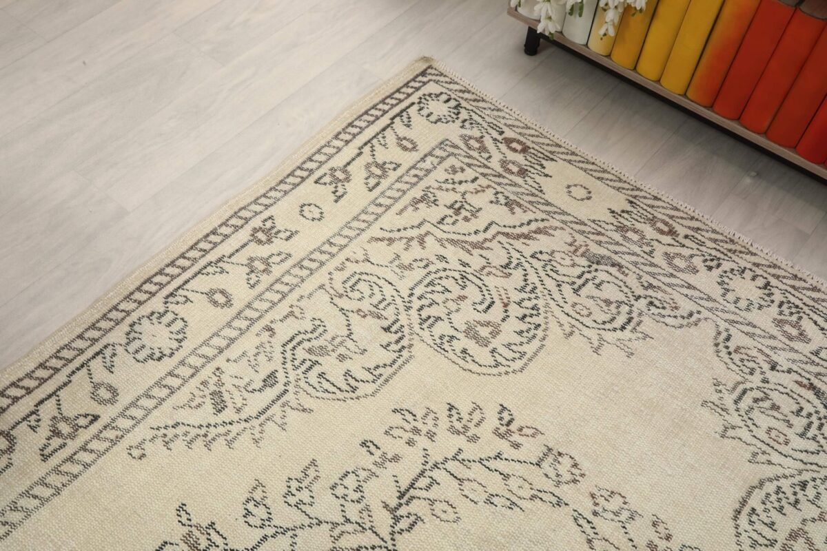 6x10 Bej Turkish Area Rug, 6x10 Oushak Rug, Handmade Rug, Wool Floral Rug, Area Rug, Vintage Rug, Kitchen Wool Rug, Living Room Wool Rug - Görsel 2